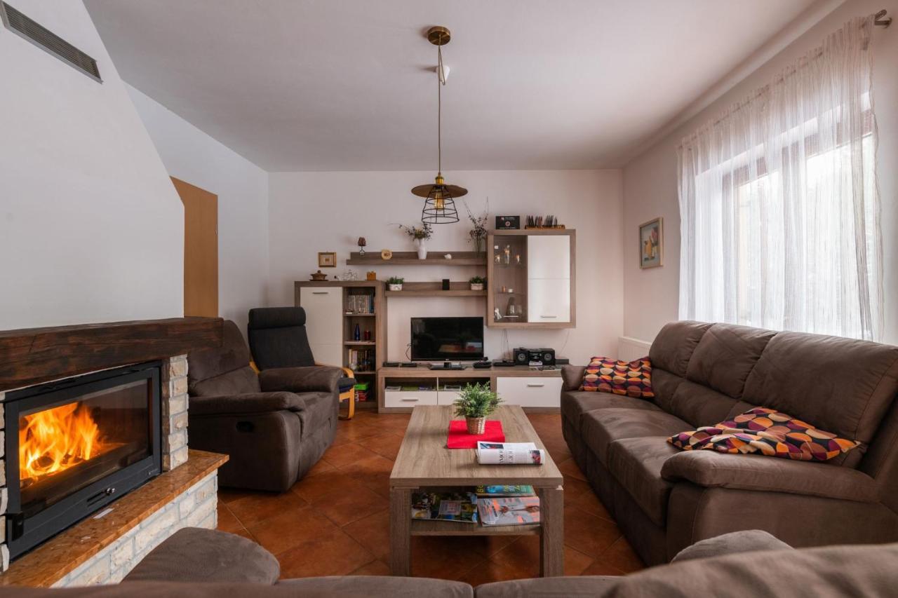Holiday Home Tisa Rudanovac Bagian luar foto